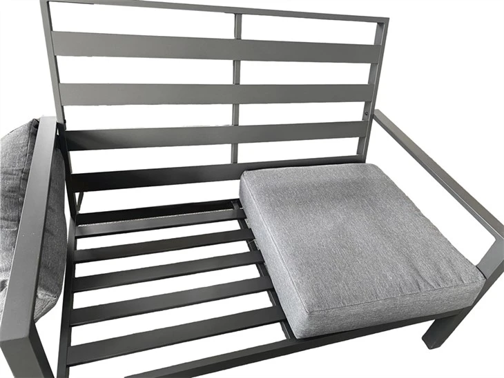 6 6